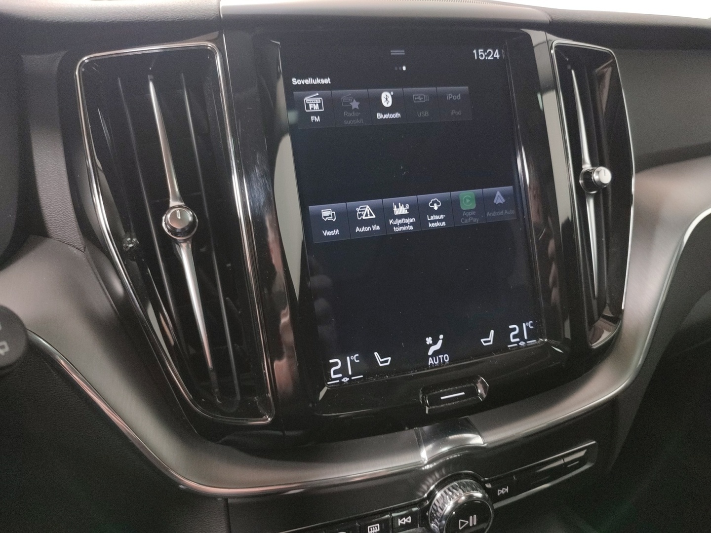 VOLVO XC60 2020