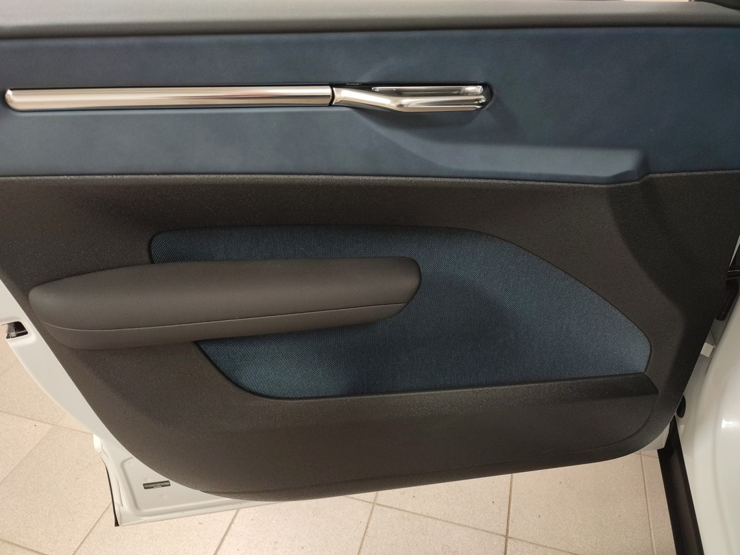 VOLVO EX30 2025