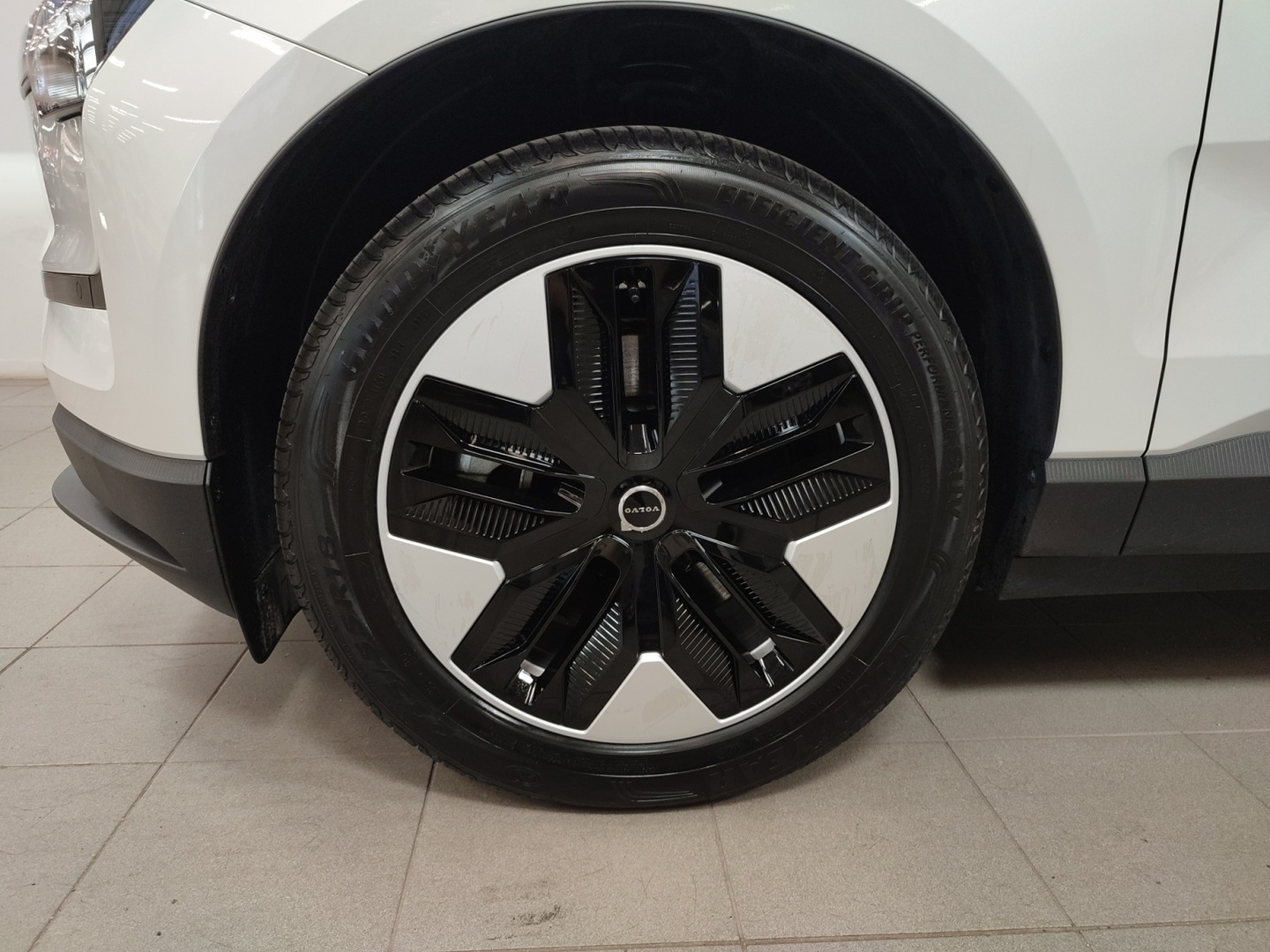 VOLVO EX30 2025