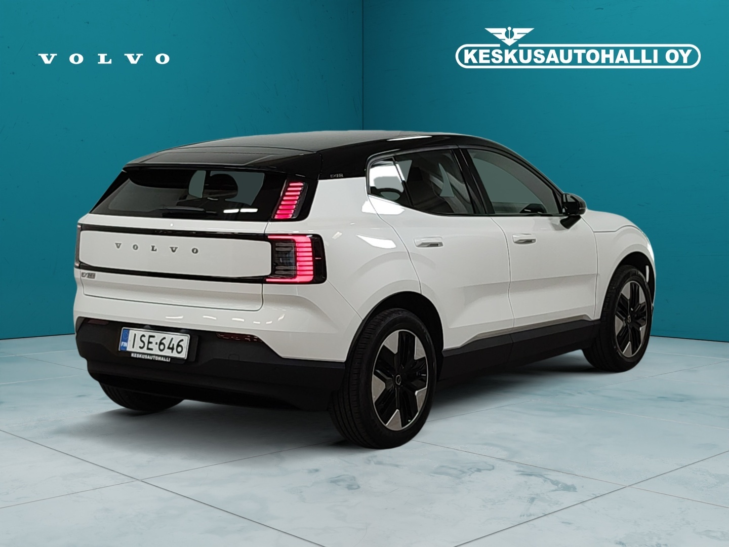 VOLVO EX30 2025