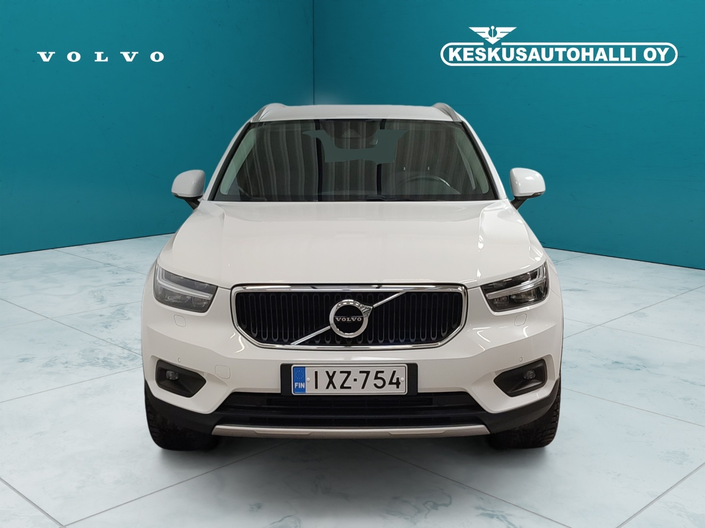 VOLVO XC40 2021