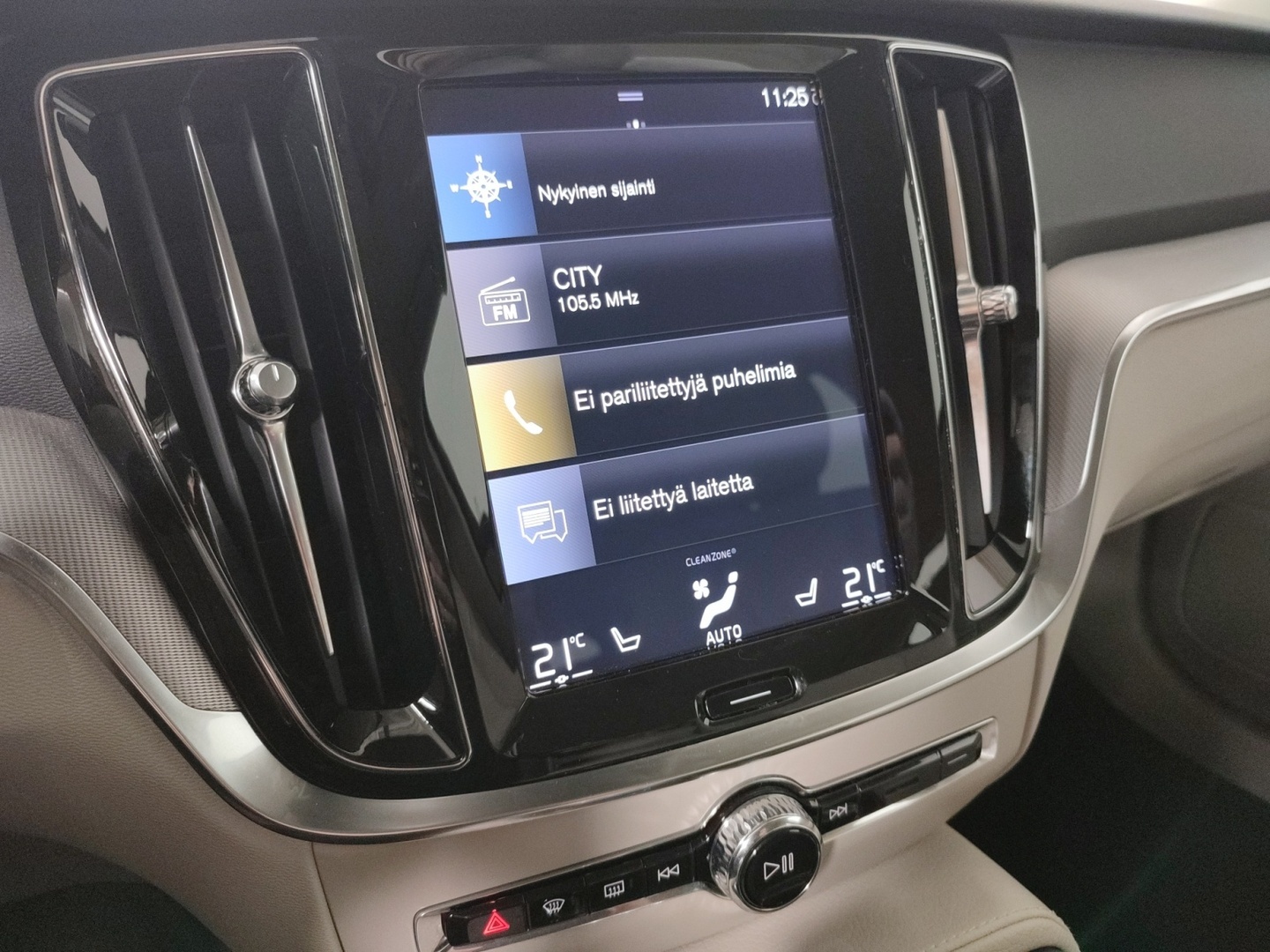 VOLVO V60 2020