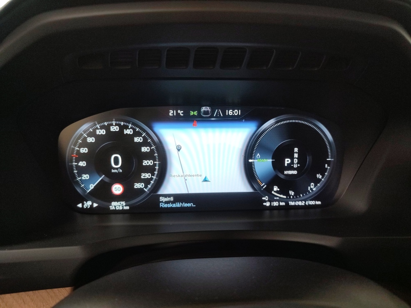VOLVO XC90 2021