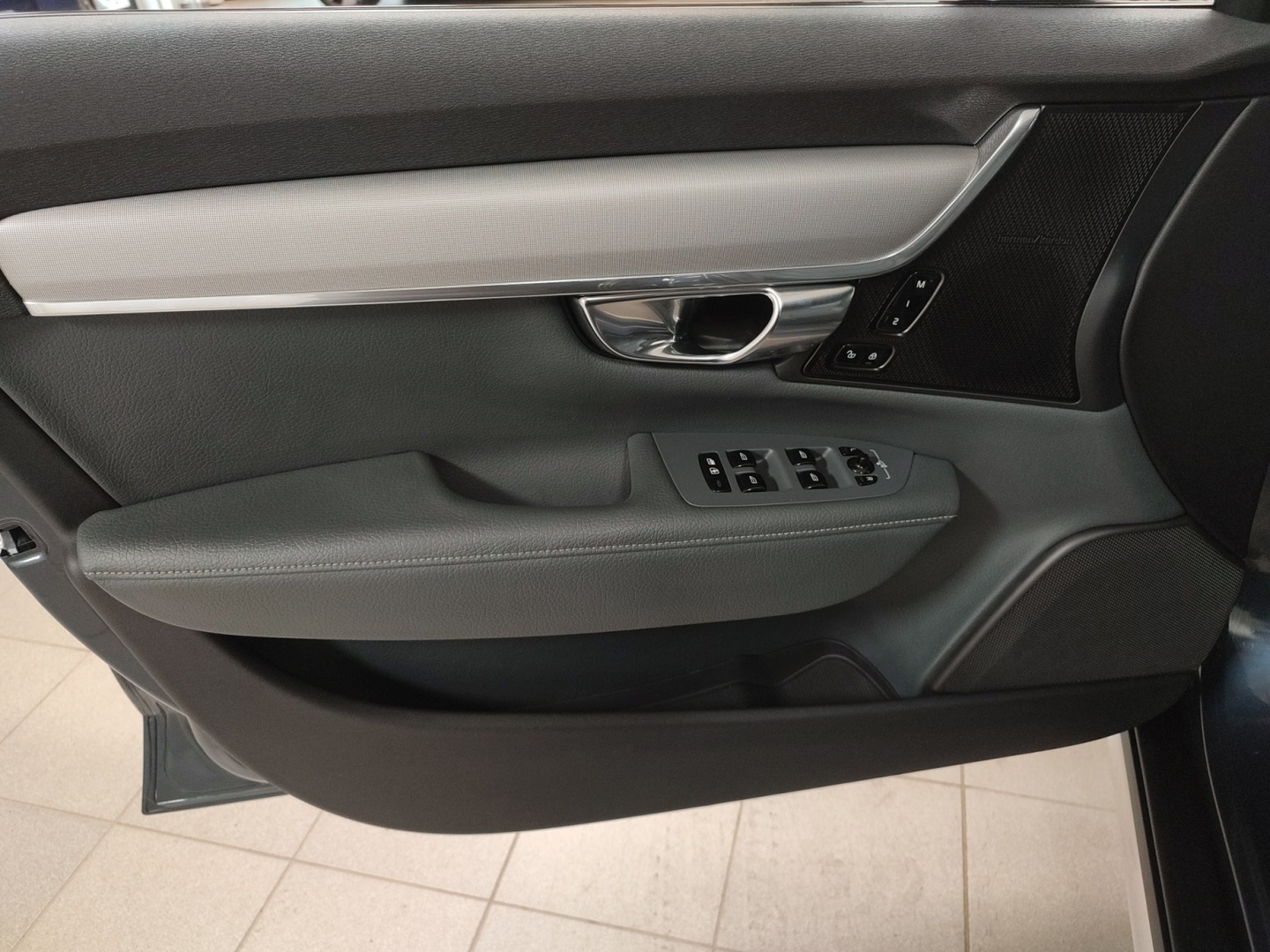 VOLVO V90 Cross Country 2021