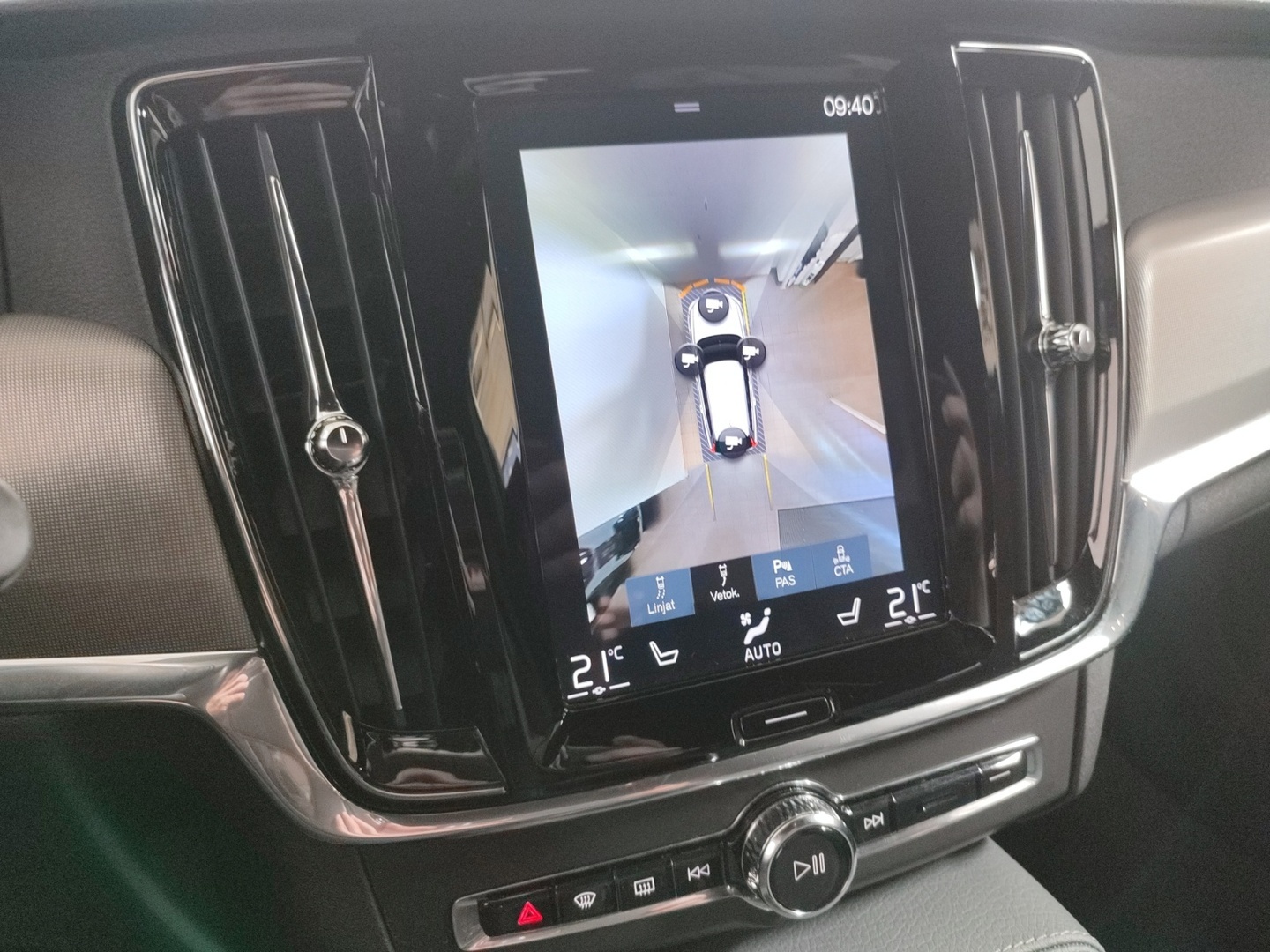 VOLVO V90 Cross Country 2021