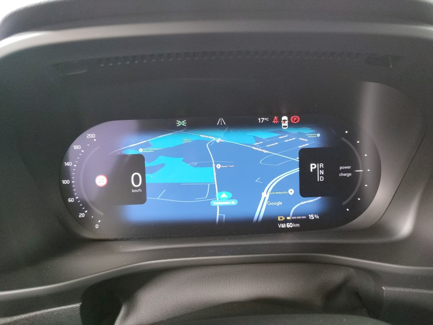 VOLVO C40 2023