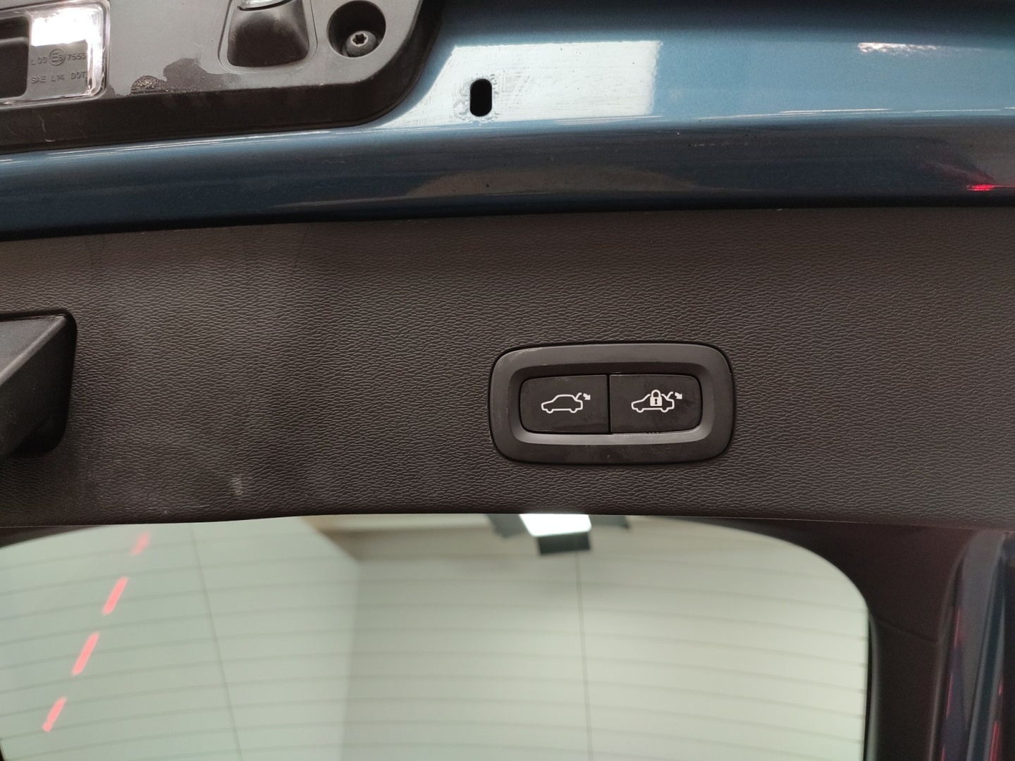 VOLVO C40 2023