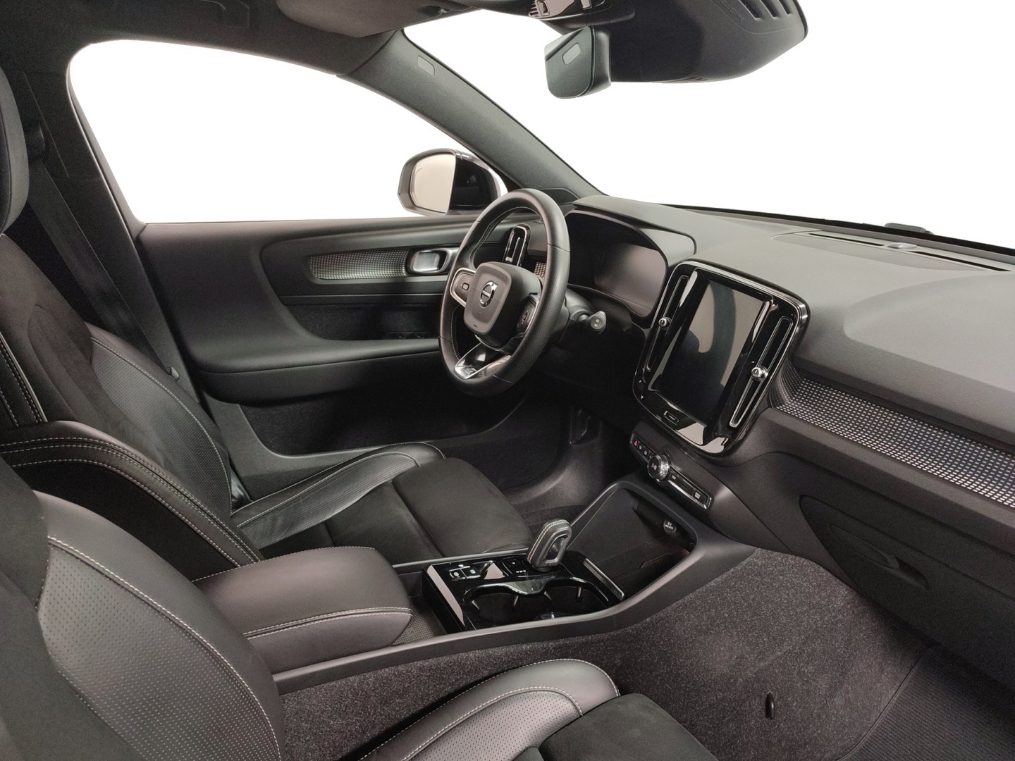 VOLVO XC40 2020