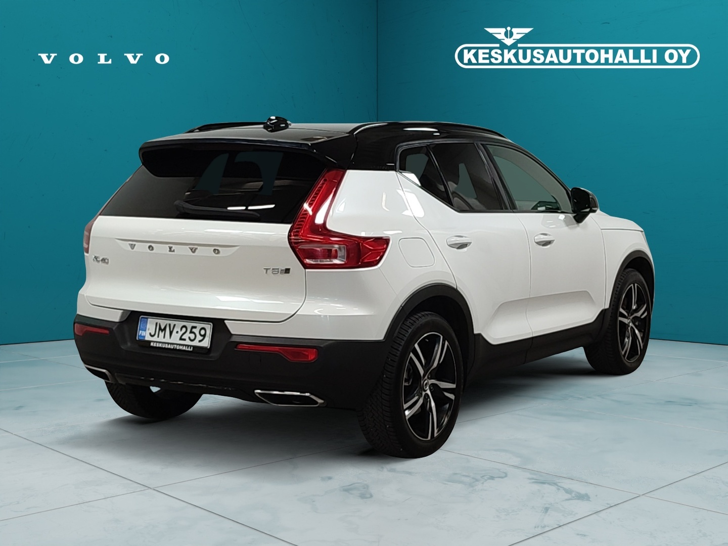 VOLVO XC40 2020