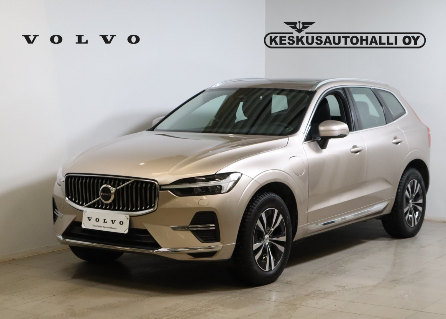VOLVO XC60 2023