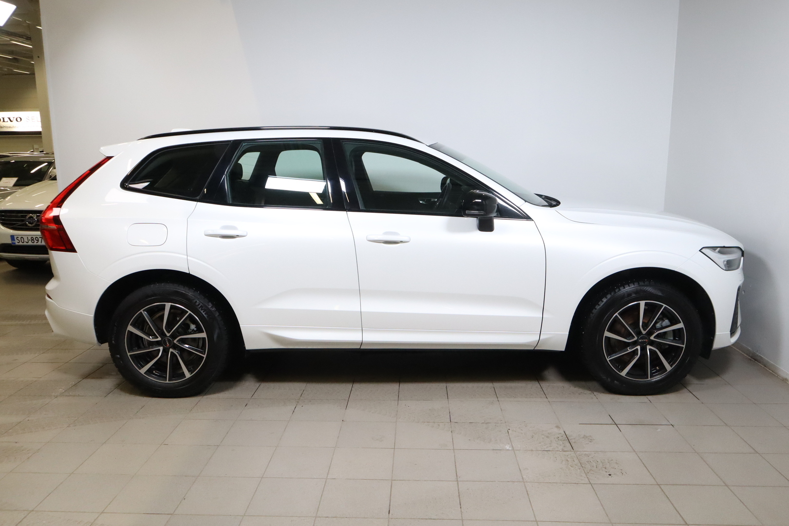 VOLVO XC60 2024