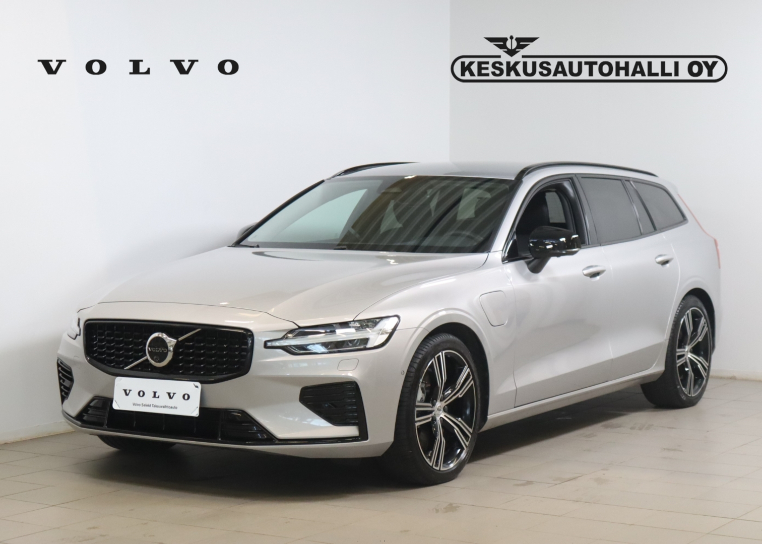 VOLVO V60 2025