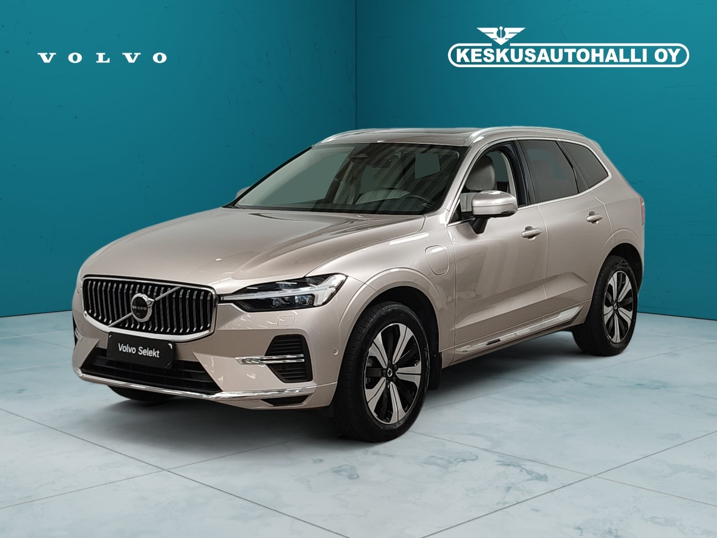 VOLVO XC60 2025