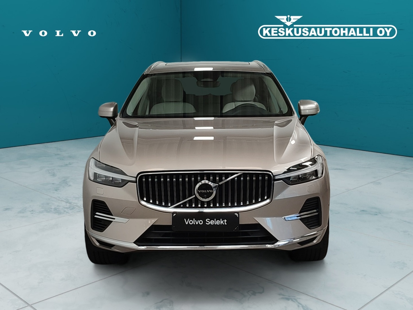 VOLVO XC60 2025