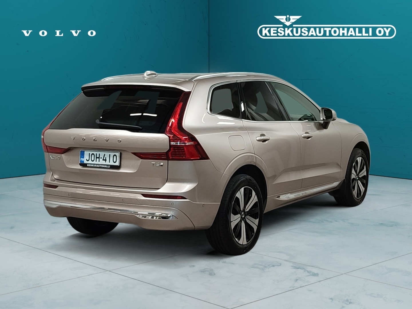 VOLVO XC60 2025
