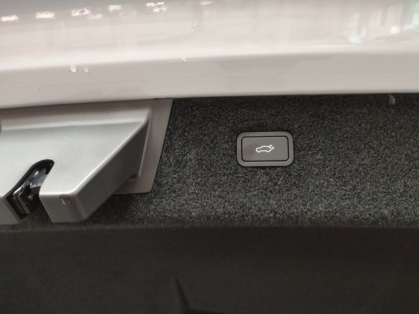 POLESTAR 4 2027