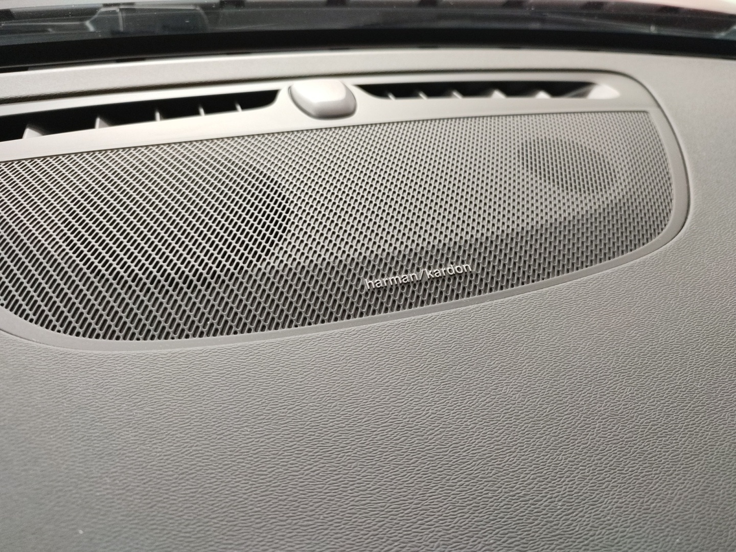 VOLVO V60 2021