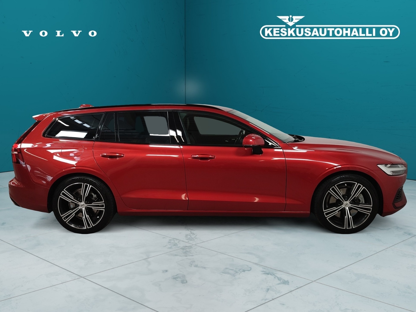 VOLVO V60 2021