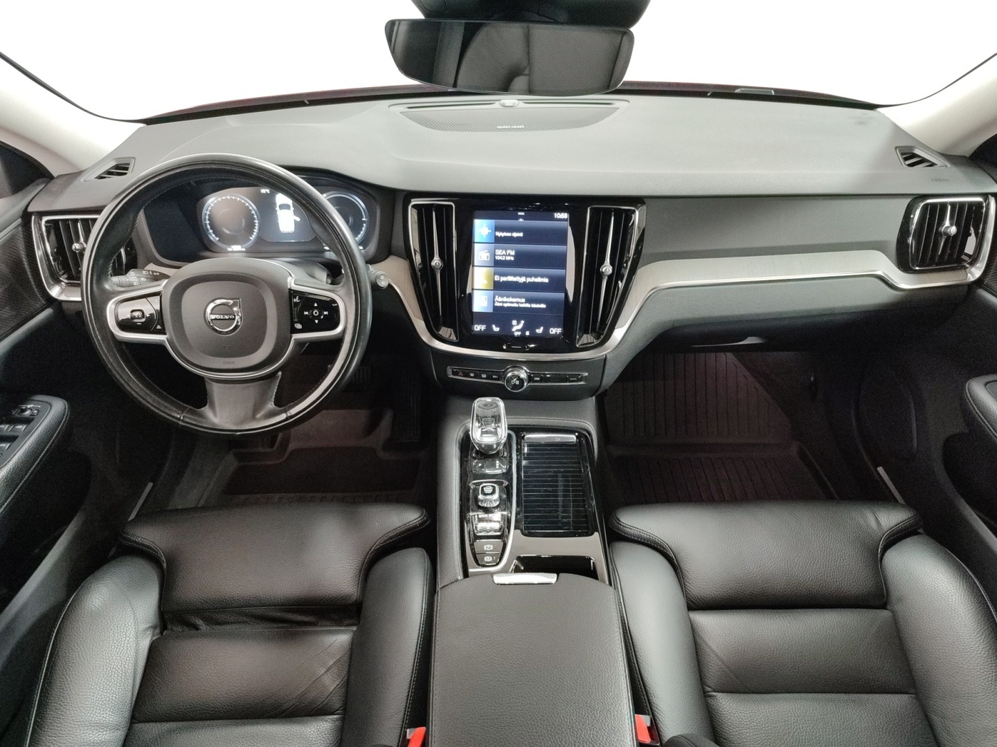 VOLVO V60 2021