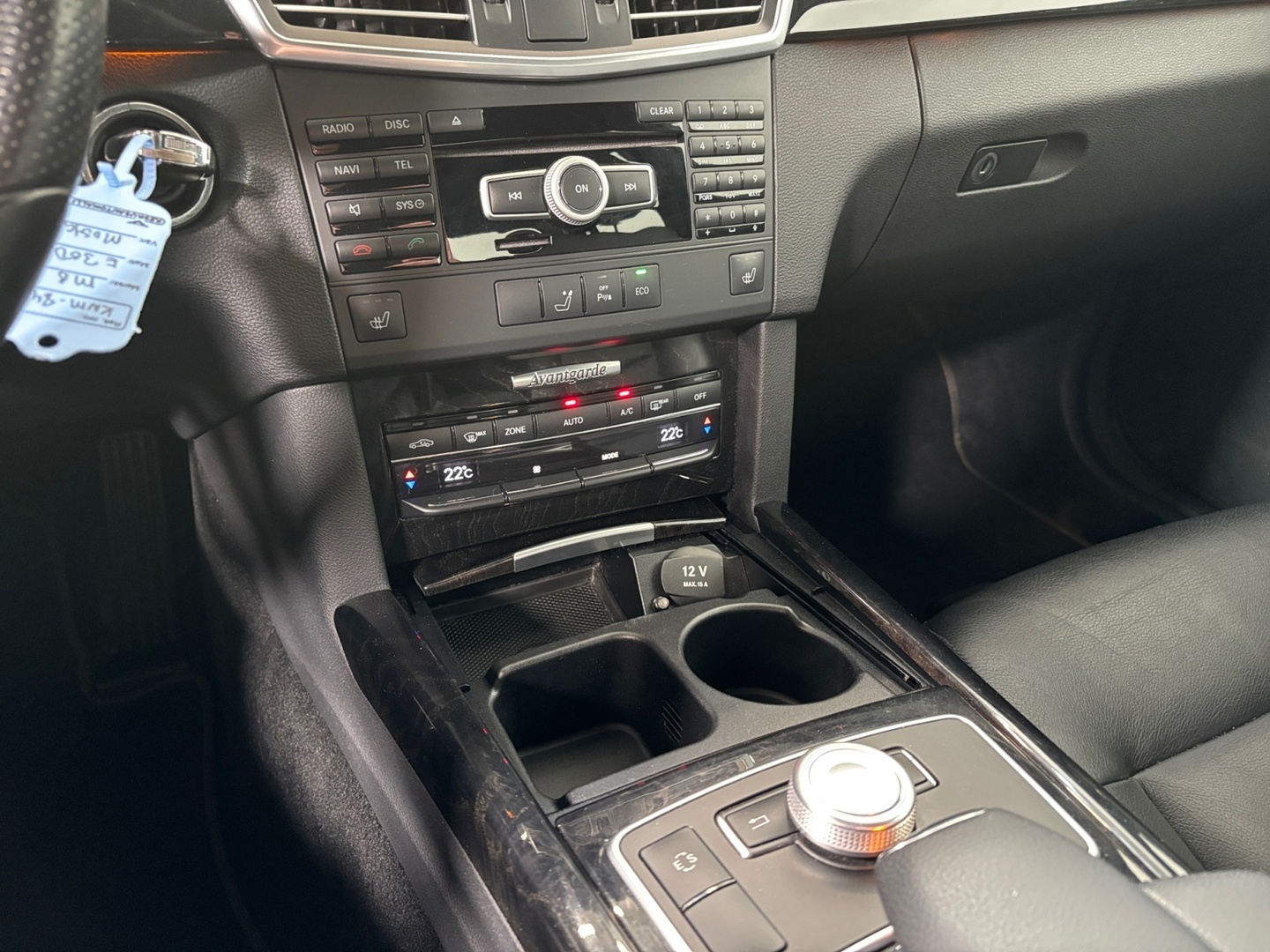 MERCEDES-BENZ E 2012