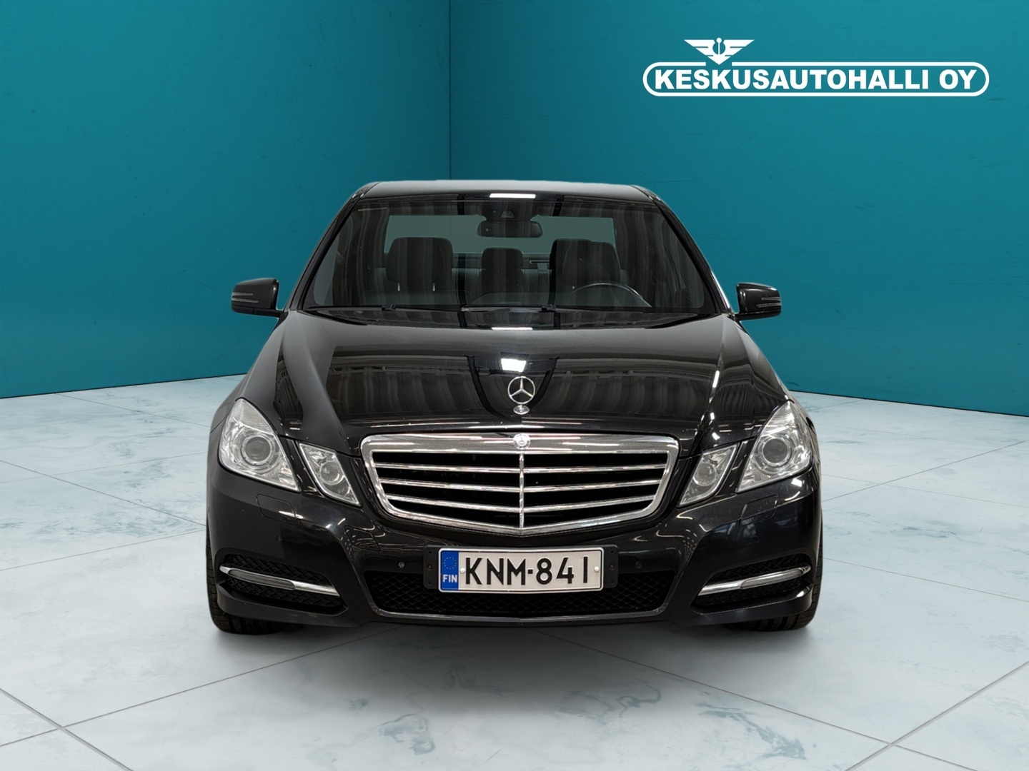 MERCEDES-BENZ E 2012