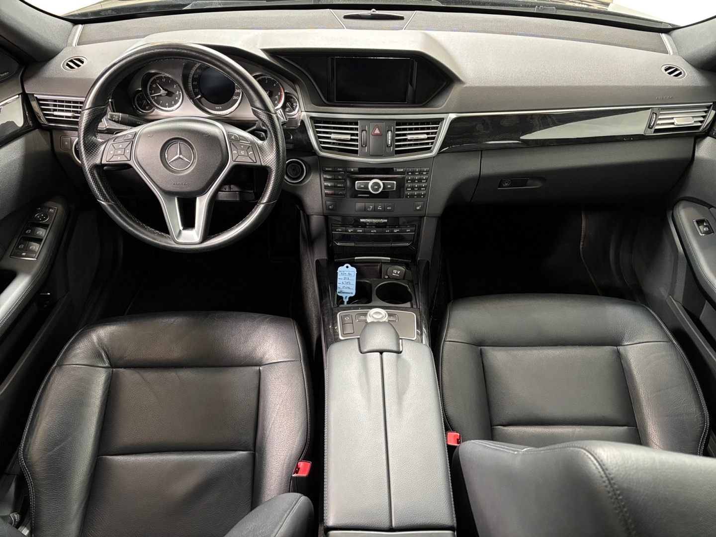 MERCEDES-BENZ E 2012
