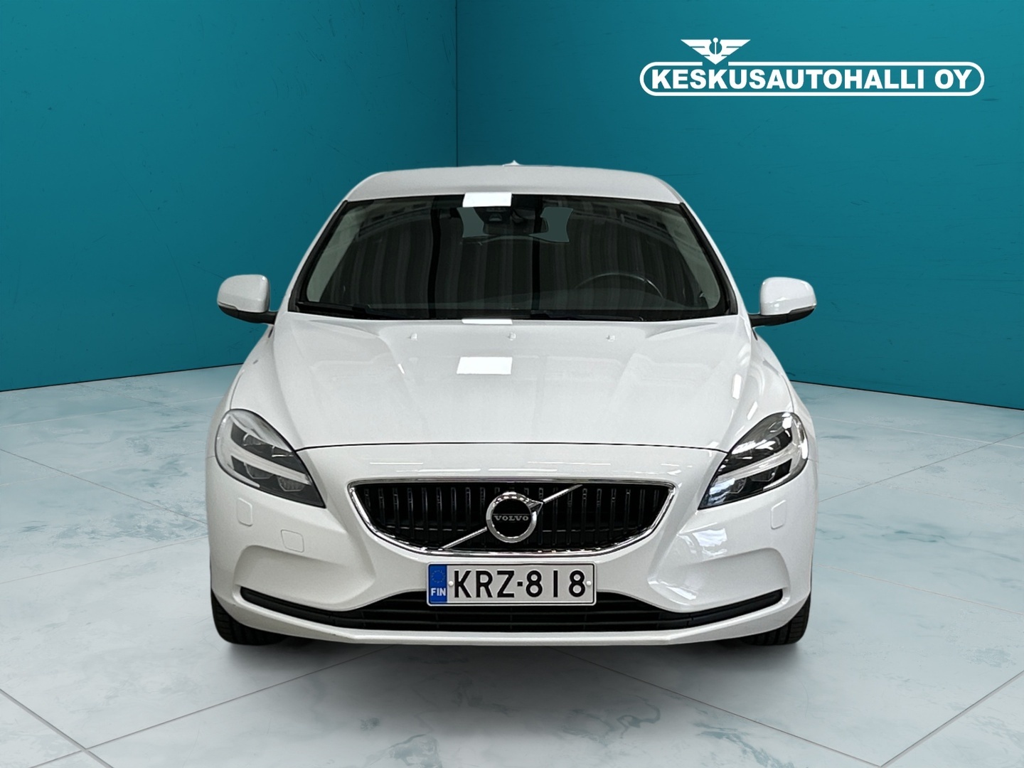 VOLVO V40 2017