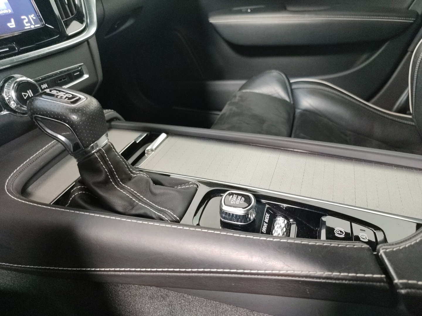 VOLVO S90 2018