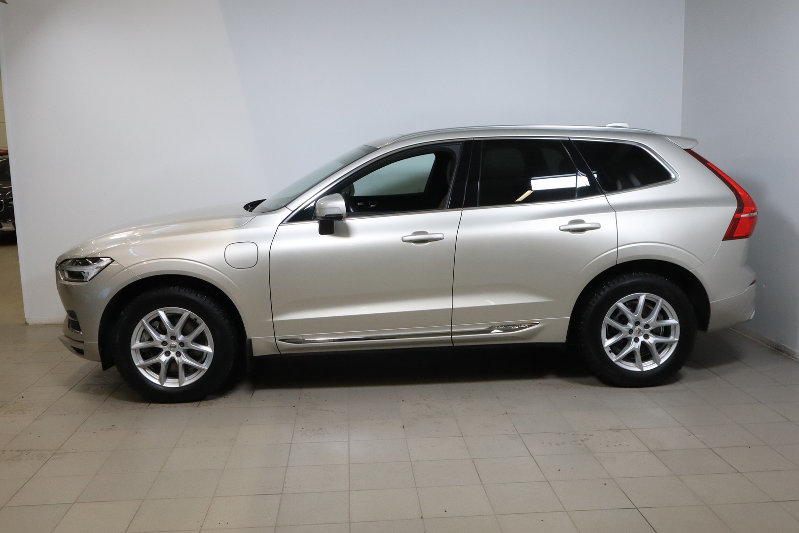 VOLVO XC60 2020