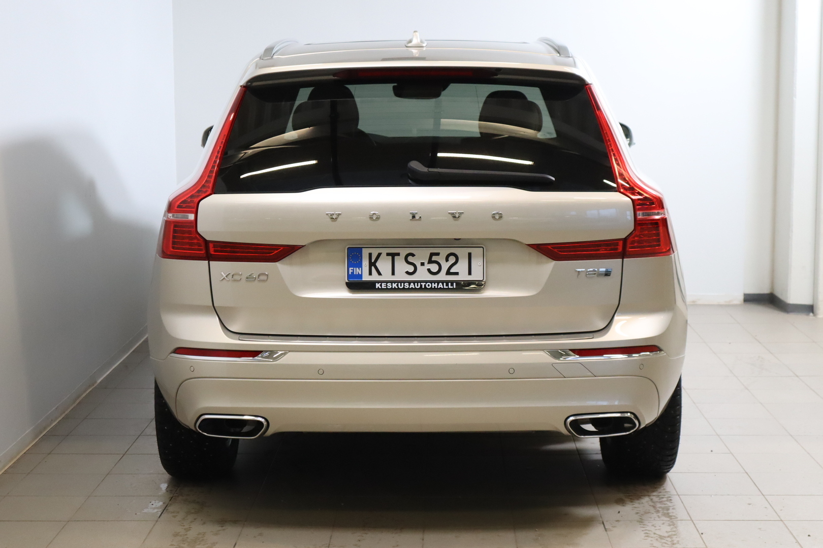 VOLVO XC60 2020