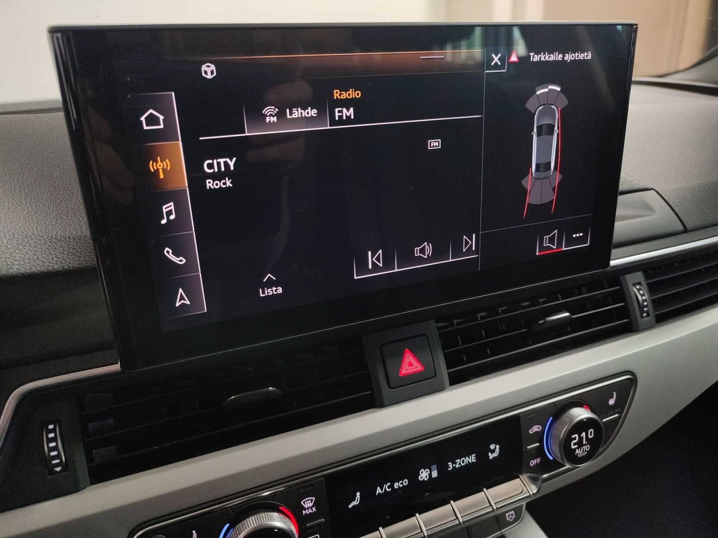 AUDI A4 2020