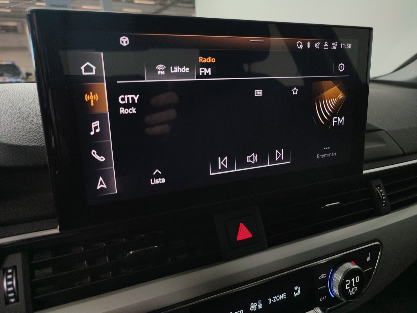 AUDI A4 2020