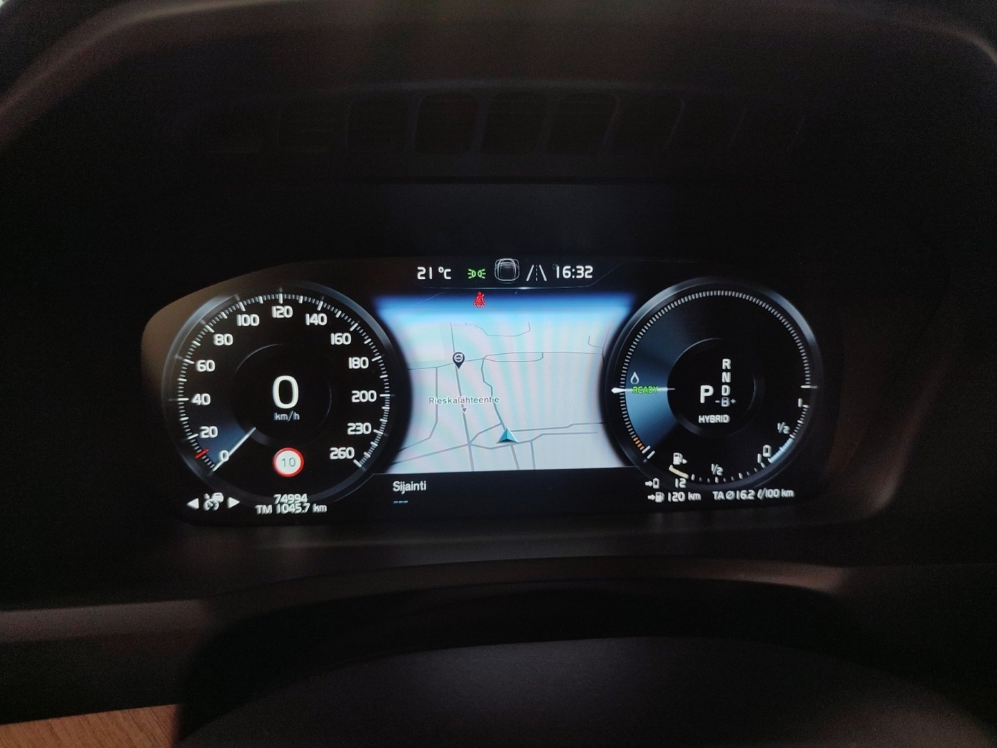 VOLVO XC90 2021