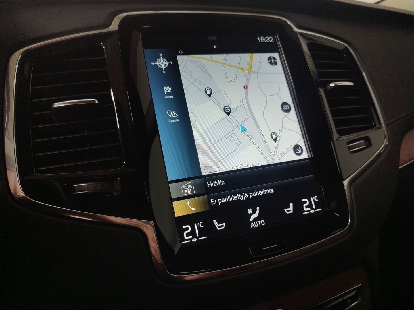 VOLVO XC90 2021