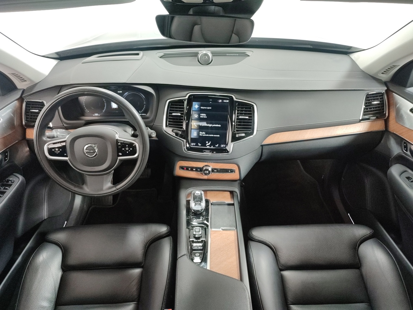 VOLVO XC90 2021