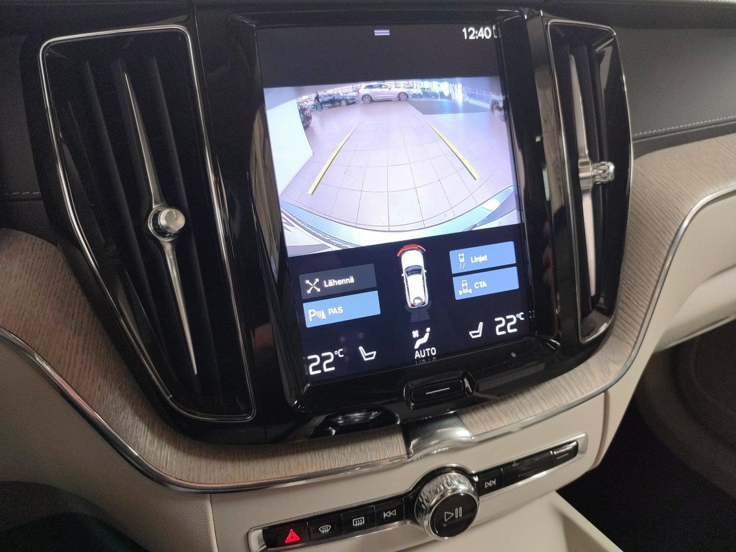VOLVO XC60 2021
