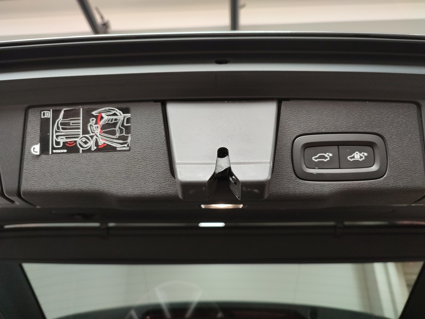 VOLVO XC60 2021