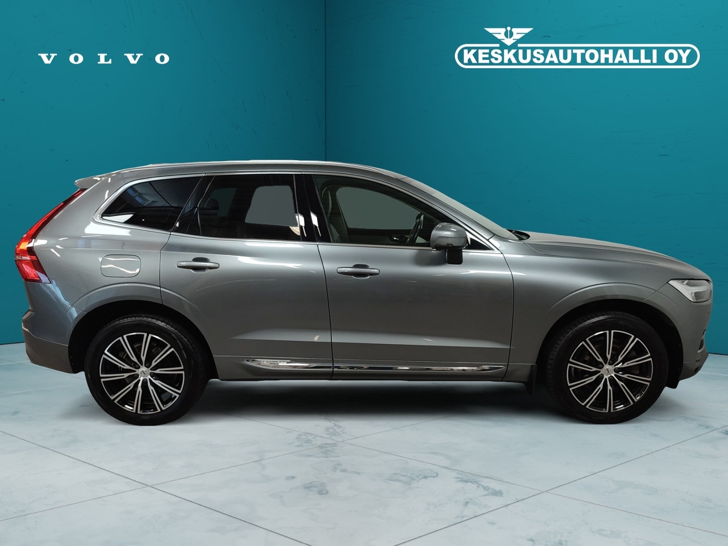 VOLVO XC60 2021
