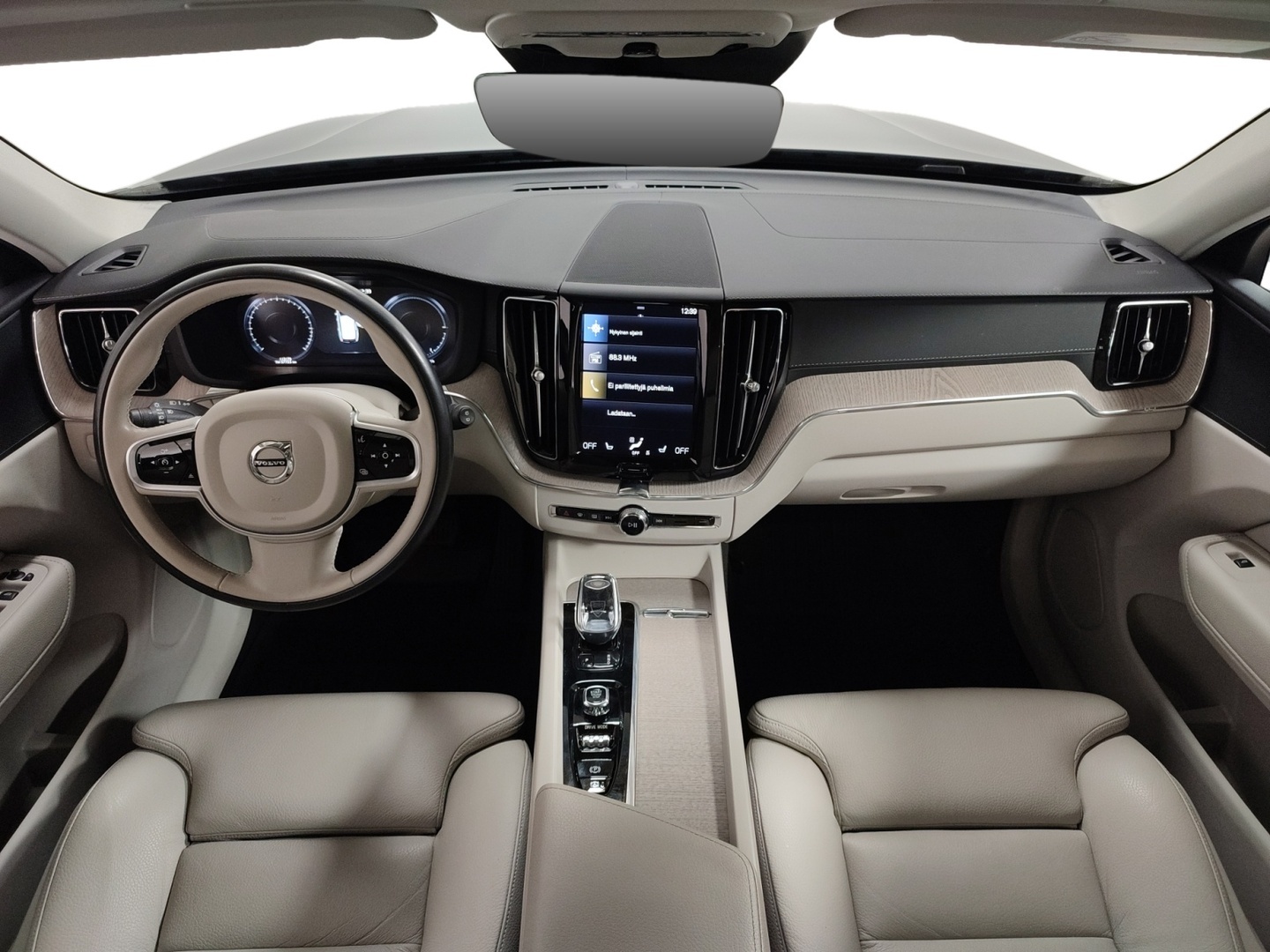 VOLVO XC60 2021