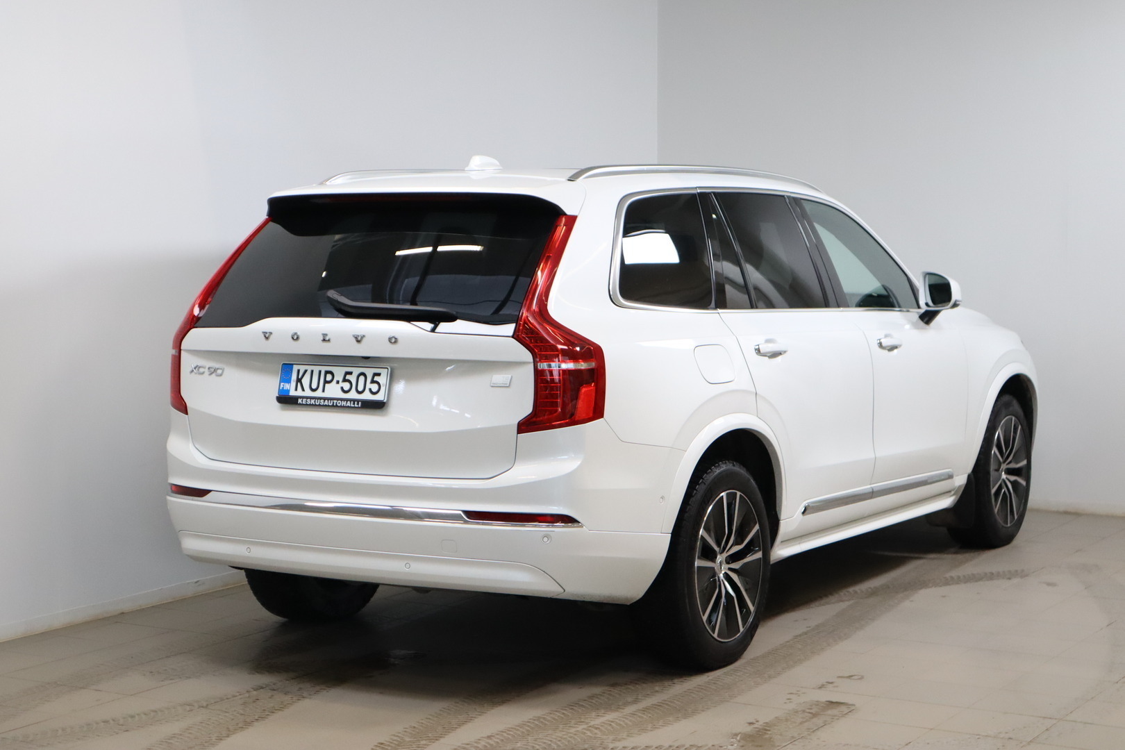 VOLVO XC90 2023