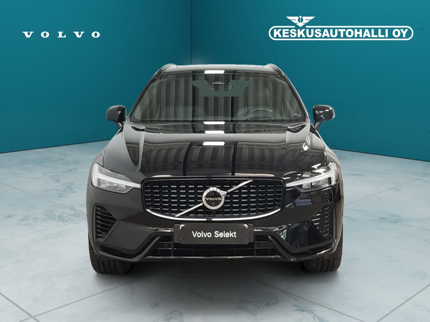 VOLVO XC60 2023