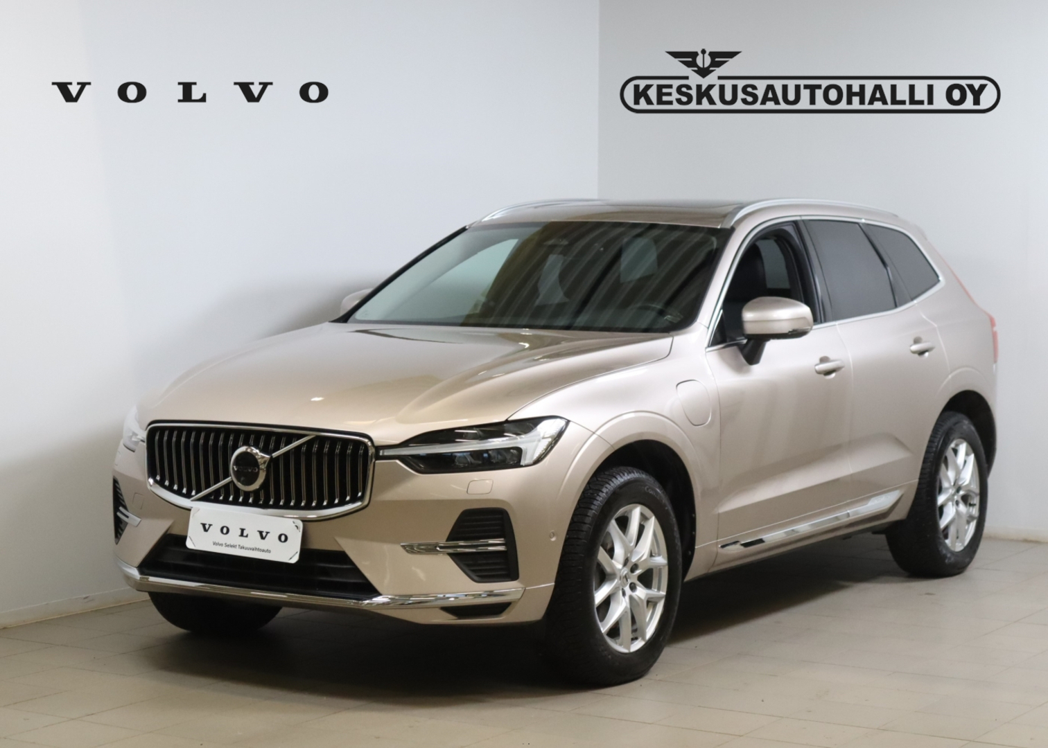 VOLVO XC60 2023