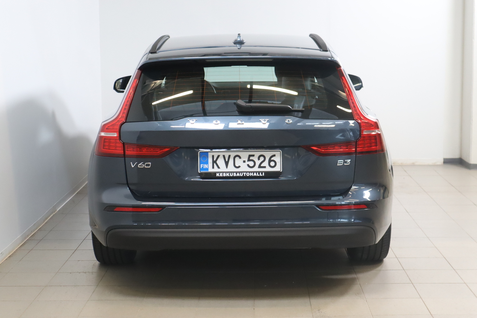 VOLVO V60 2023