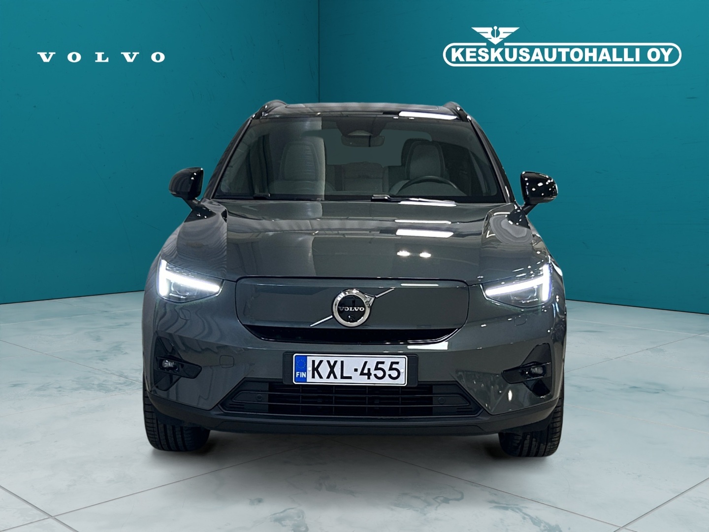 VOLVO EX40 2026