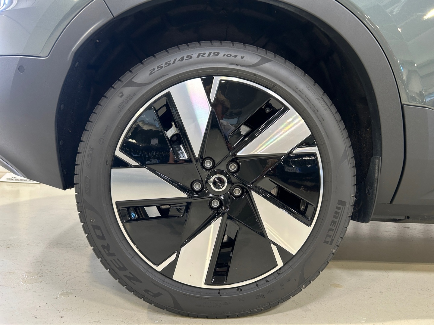 VOLVO EX40 2026