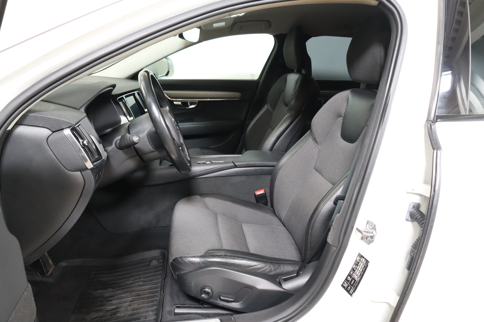 VOLVO V90 Cross Country 2018