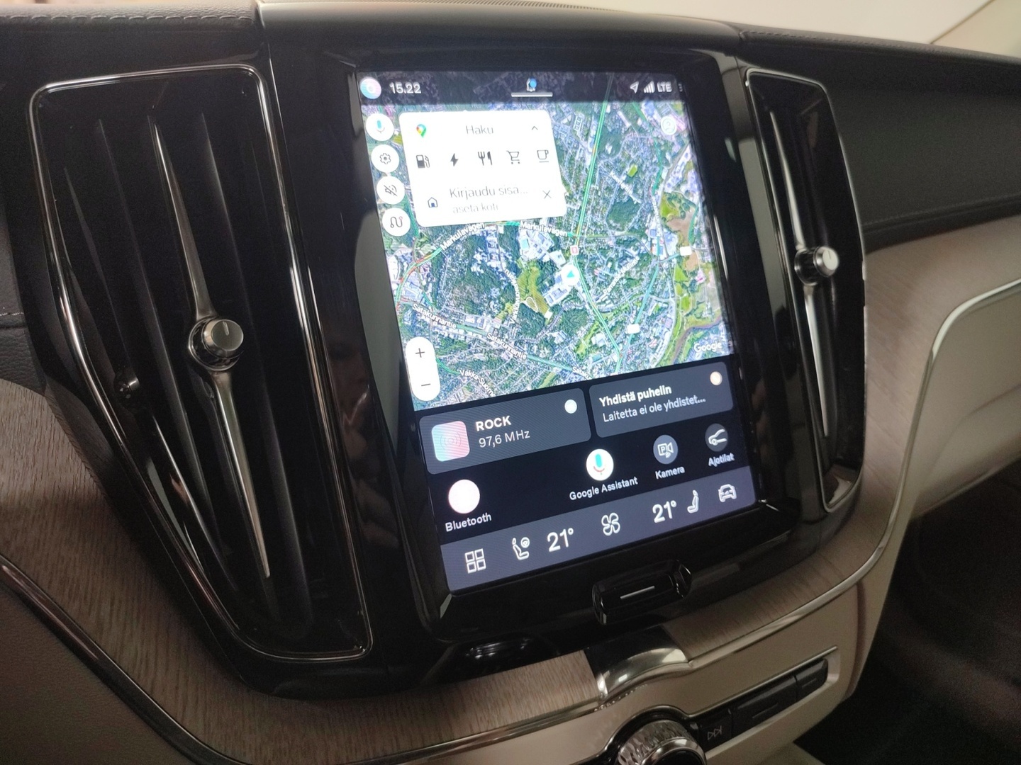 VOLVO XC60 2022