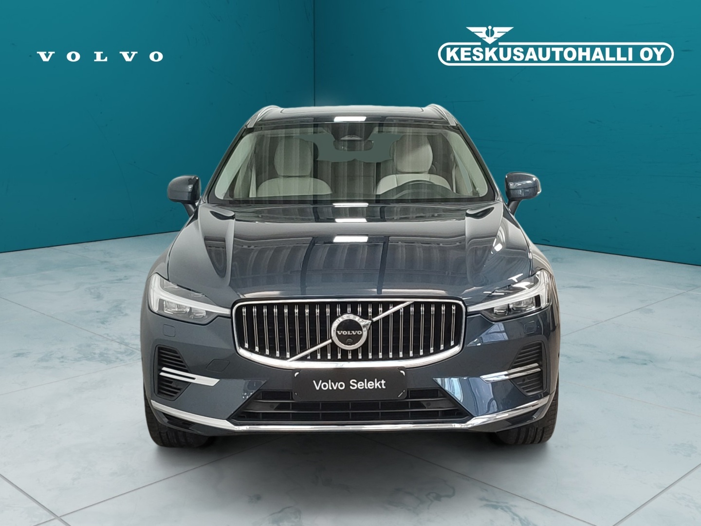 VOLVO XC60 2022
