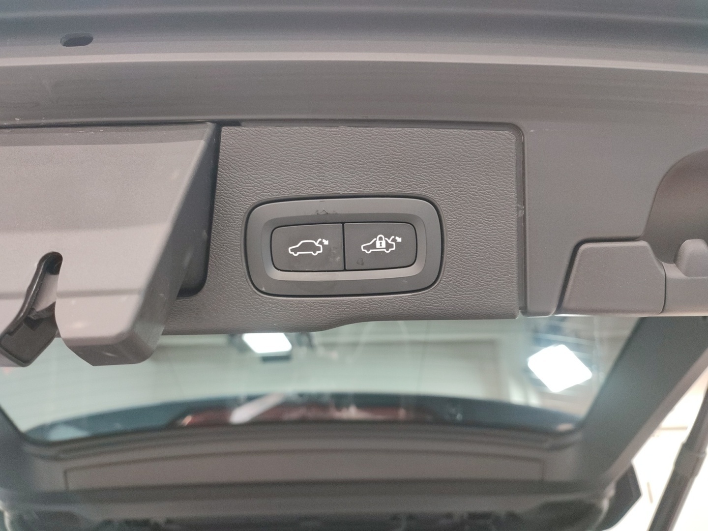 VOLVO XC60 2022