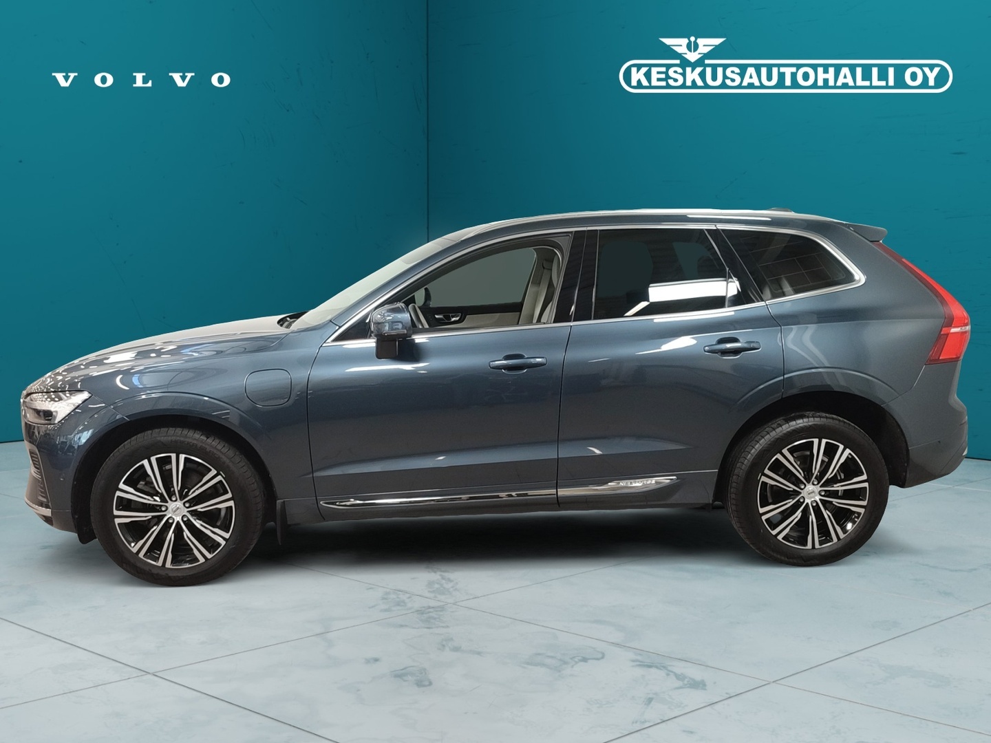 VOLVO XC60 2022